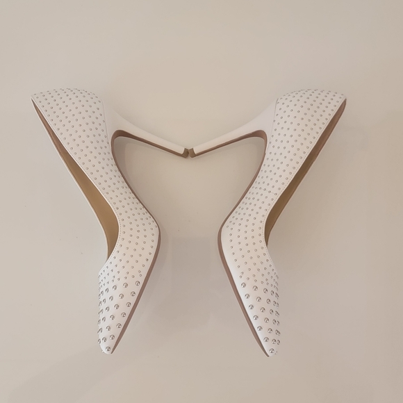 MICHAEL Michael KORS Claire white studded pointy toe heels Size 7 - Picture 8 of 12
